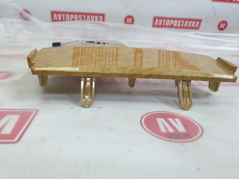 Накладка селектора КПП, 500 рублей, Красноярск