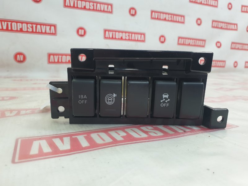 Кнопки в салон, 1000 рублей, Красноярск