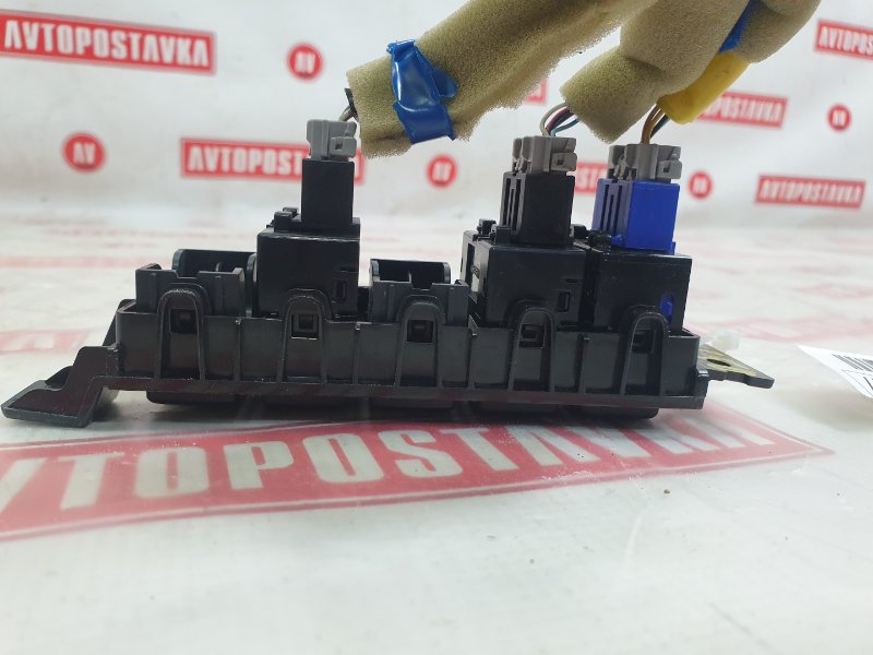 Кнопки в салон, 1000 рублей, Красноярск