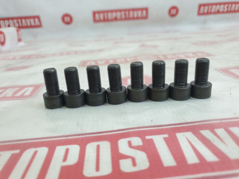 Болт маховика, 500 рублей, Красноярск