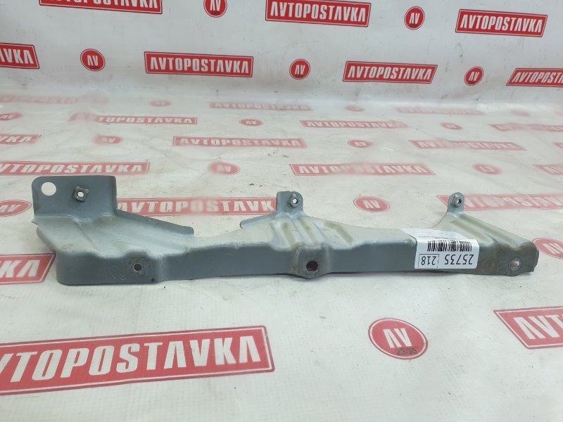 Кронштейн крыла, 500 рублей, Красноярск