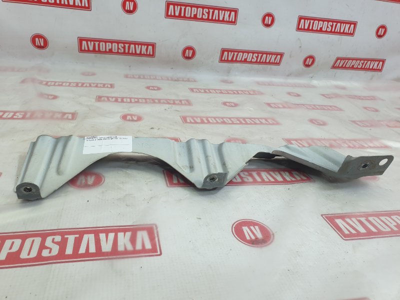 Кронштейн крыла, 500 рублей, Красноярск