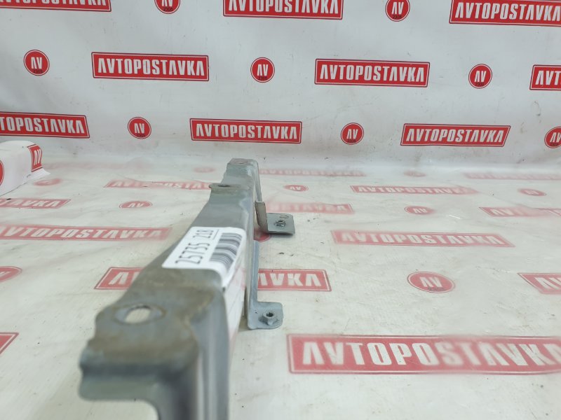 Кронштейн крыла, 500 рублей, Красноярск