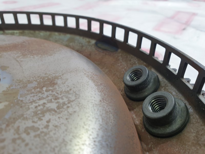 Маховик, 750 рублей, Красноярск