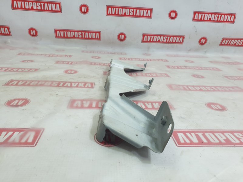 Кронштейн крыла, 500 рублей, Красноярск