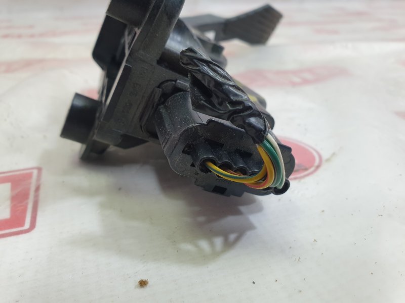 Педаль газа, 300 рублей, Красноярск