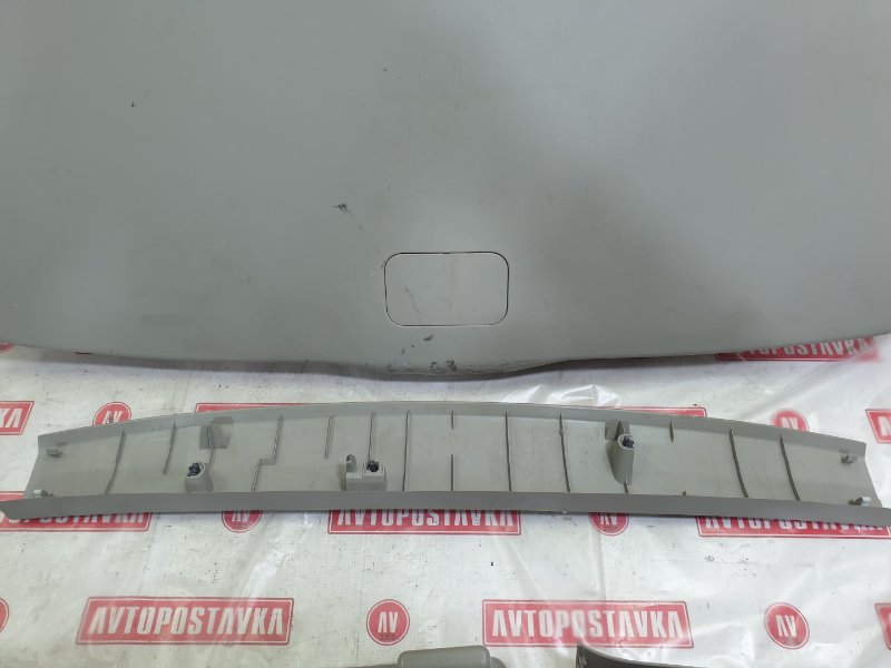 Обшивка двери багажника, 800 рублей, Красноярск