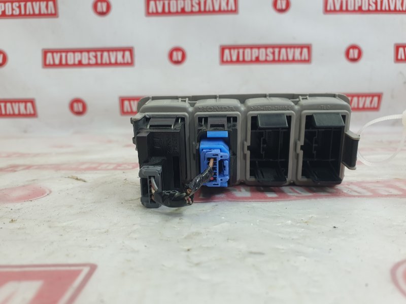 Кнопки в салон, 1000 рублей, Красноярск