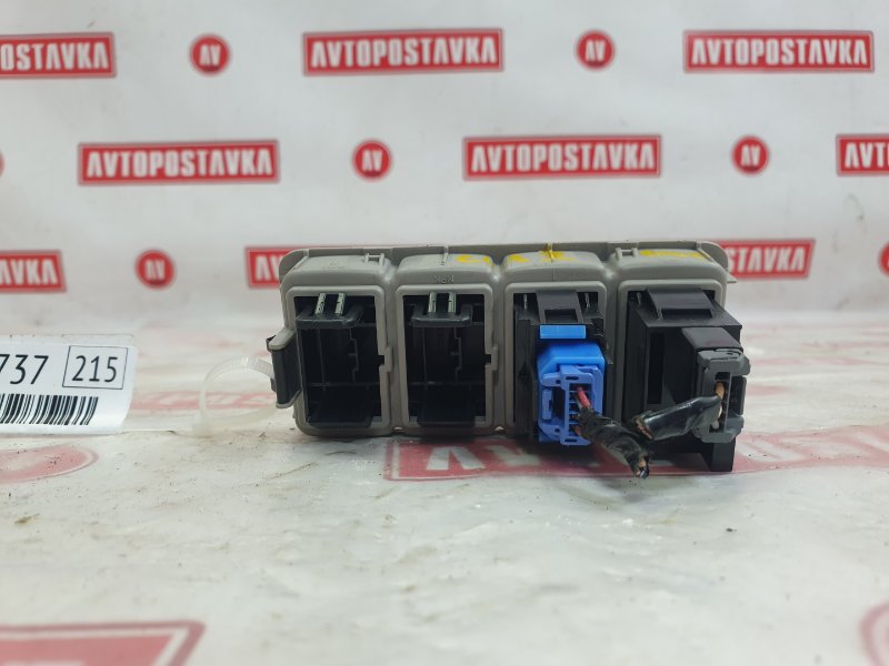 Кнопки в салон, 1000 рублей, Красноярск