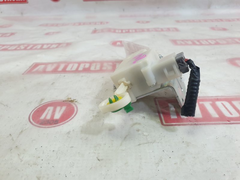 Замок лючка бензобака, 500 рублей, Красноярск