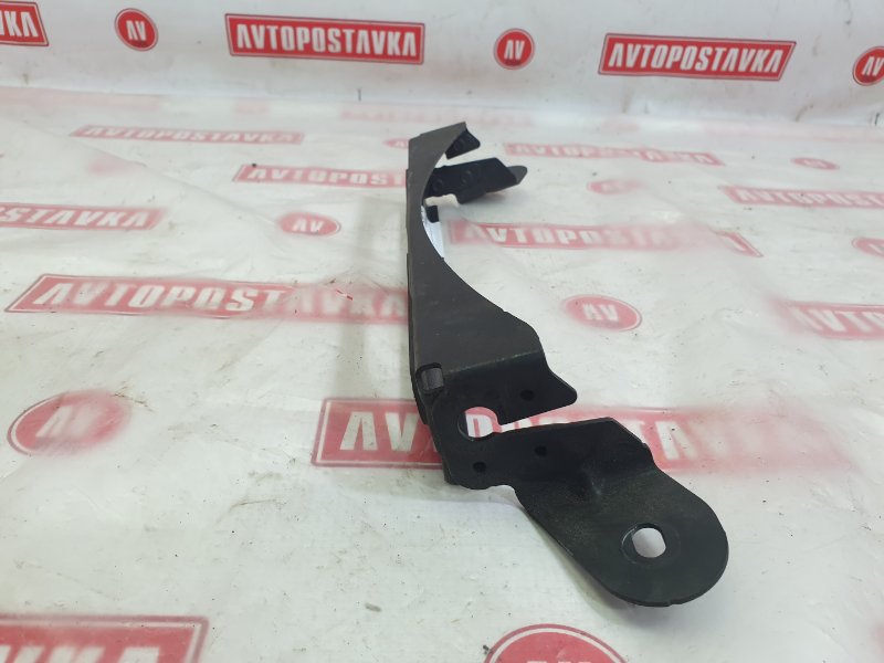 Кронштейн, 300 рублей, Красноярск