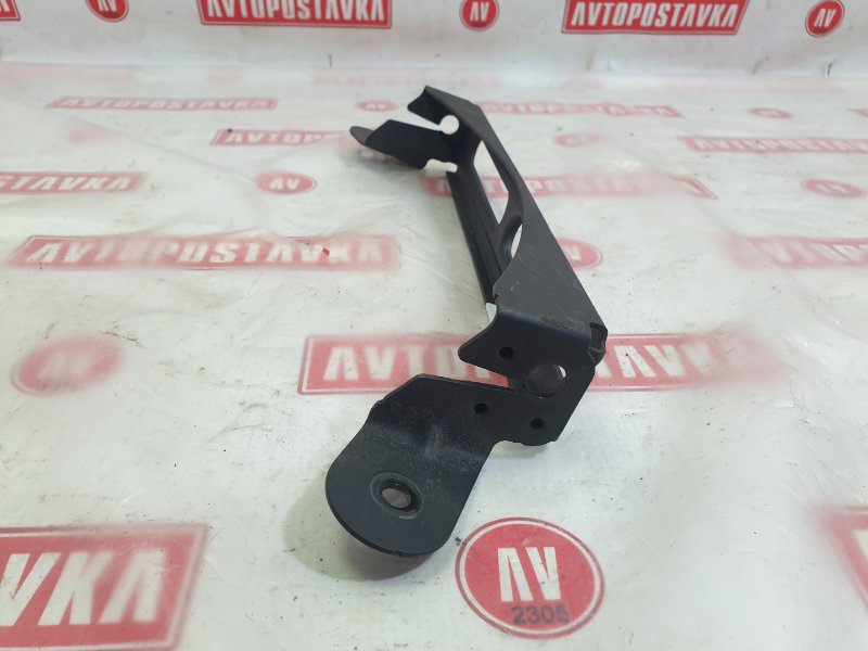 Кронштейн, 300 рублей, Красноярск