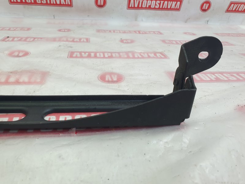 Кронштейн, 300 рублей, Красноярск