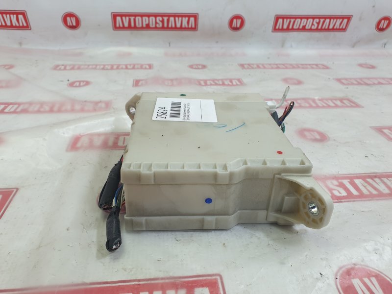 Блок предохранителей салонный, 1000 рублей, Красноярск