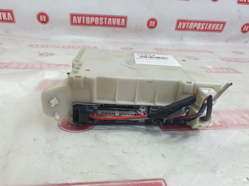 Блок предохранителей салонный, 1000 рублей, Красноярск