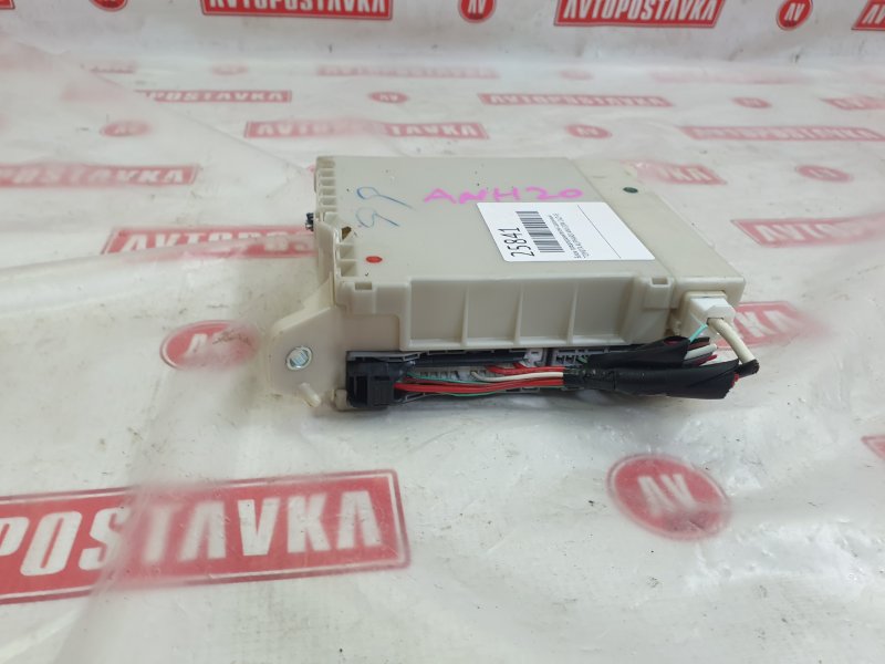 Блок предохранителей салонный, 1000 рублей, Красноярск