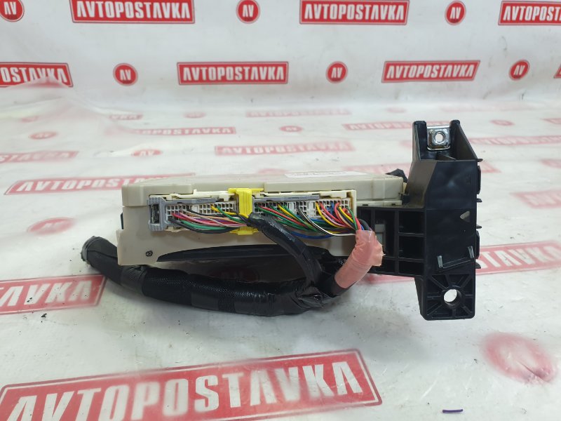 Блок предохранителей салонный, 500 рублей, Красноярск