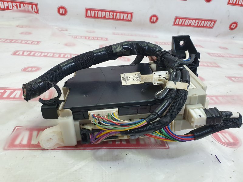 Блок предохранителей салонный, 500 рублей, Красноярск