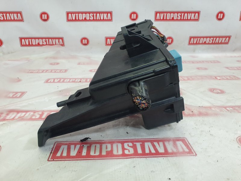 Блок предохранителей под капот, 1000 рублей, Красноярск