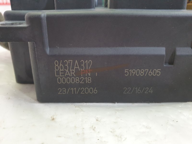 Блок предохранителей салонный, 1300 рублей, Красноярск