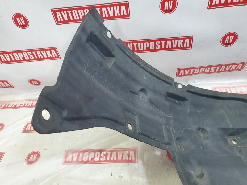 Подкрылок, 2000 рублей, Красноярск