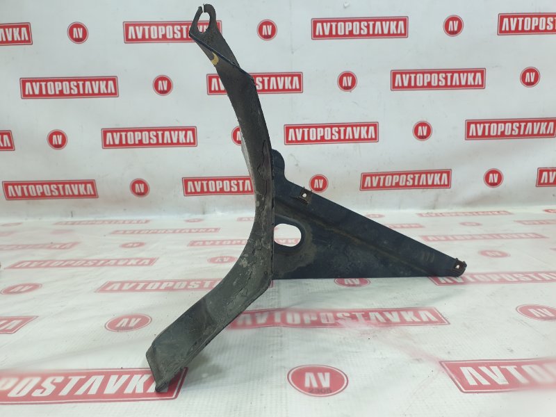 Подкрылок, 300 рублей, Красноярск