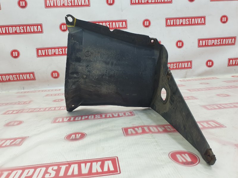 Подкрылок, 300 рублей, Красноярск