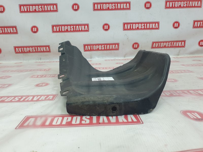 Подкрылок, 500 рублей, Красноярск