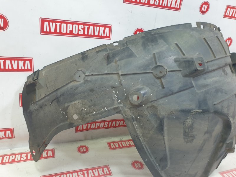 Подкрылок, 2000 рублей, Красноярск