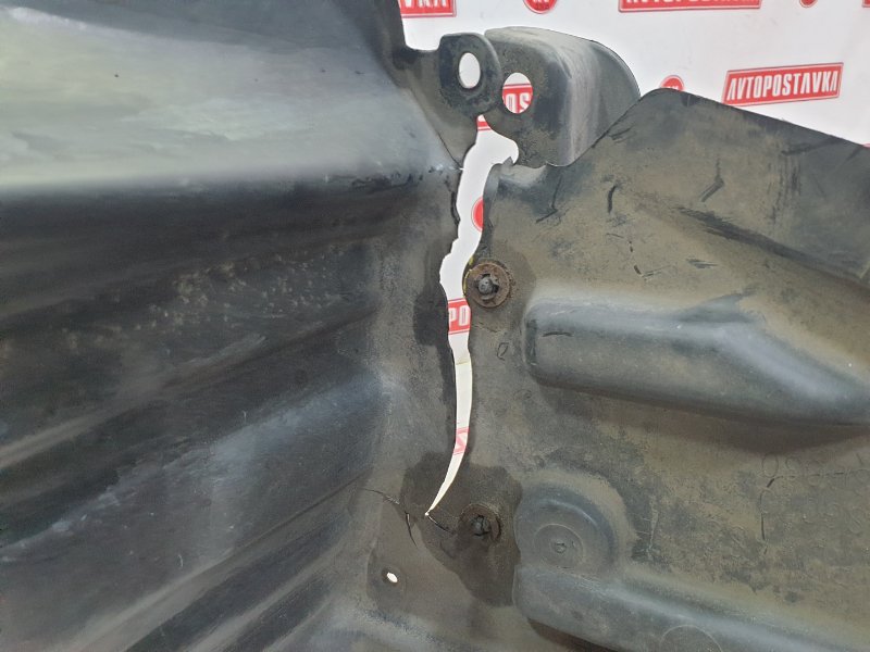 Подкрылок, 5000 рублей, Красноярск