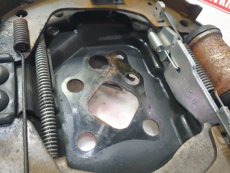 Механизм стояночного тормоза, 500 рублей, Красноярск