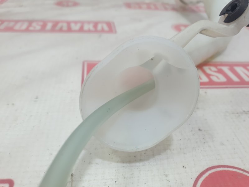 Горловина бачка омывателя, 500 рублей, Красноярск