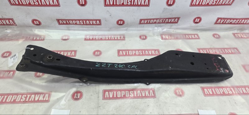 Подрамник продольный, 700 рублей, Красноярск