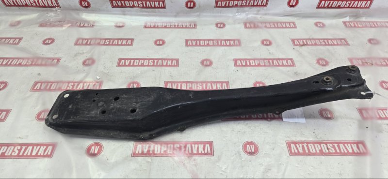 Подрамник продольный, 700 рублей, Красноярск