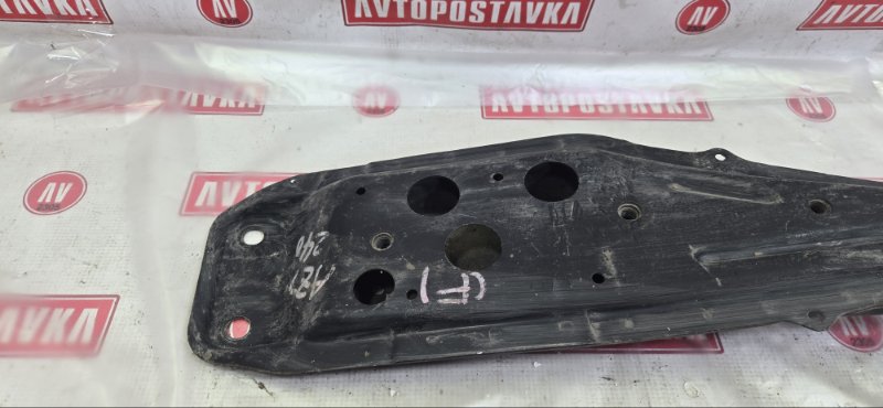 Подрамник продольный, 700 рублей, Красноярск