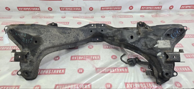 Подрамник поперечный, 700 рублей, Красноярск