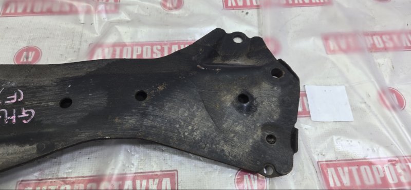 Подрамник поперечный, 300 рублей, Красноярск