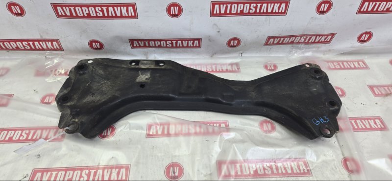 Подрамник поперечный, 300 рублей, Красноярск