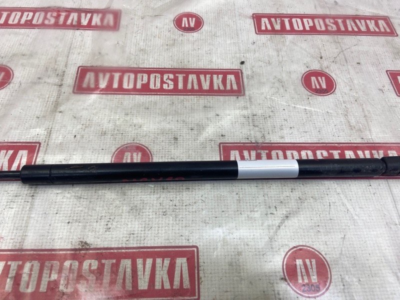 Амортизатор капота, 700 рублей, Красноярск