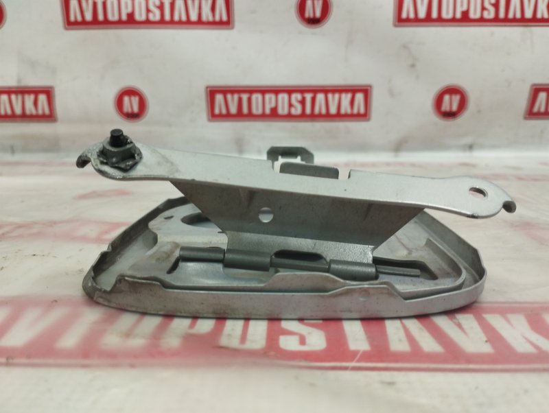 Лючок топливного бака, 500 рублей, Красноярск