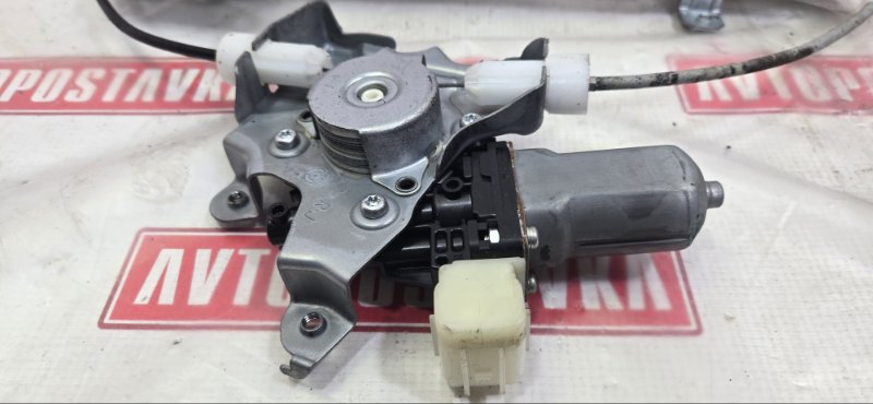 Стеклоподъемник, 500 рублей, Красноярск