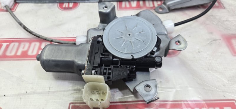 Стеклоподъемник, 500 рублей, Красноярск