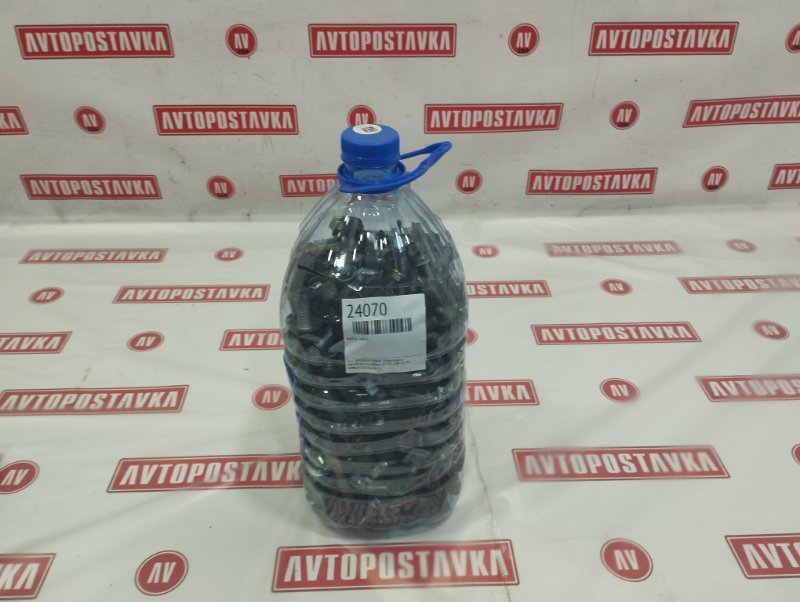 Болты, гайки, 2500 рублей, Красноярск