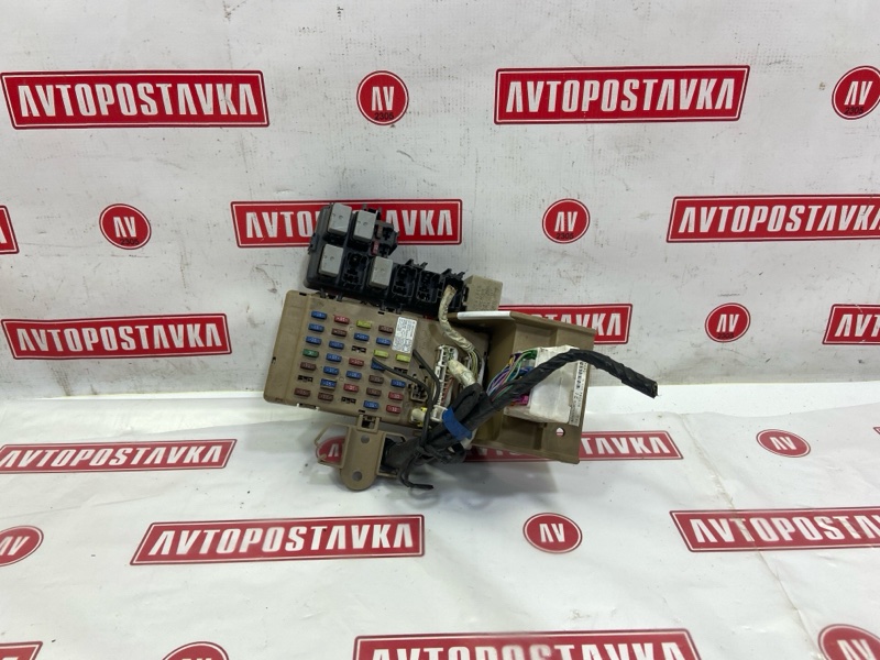 Блок предохранителей салонный, 500 рублей, Красноярск