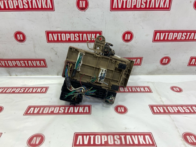 Блок предохранителей салонный, 500 рублей, Красноярск