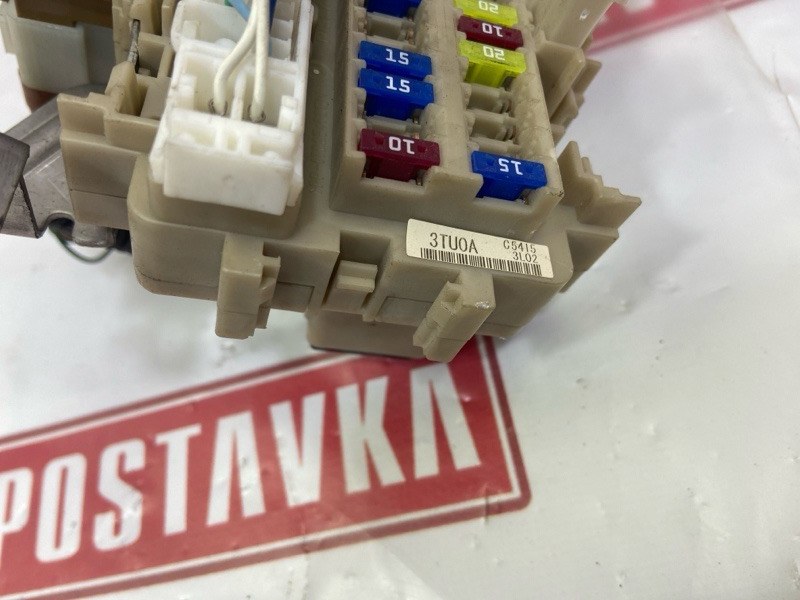 Блок предохранителей салонный, 1000 рублей, Красноярск