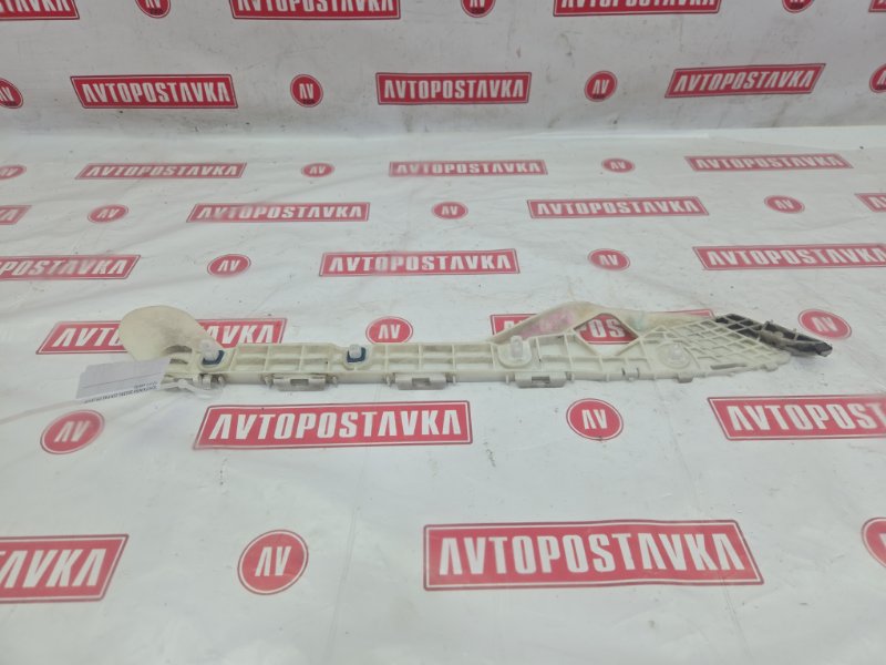 Клипса бампера, 1000 рублей, Красноярск