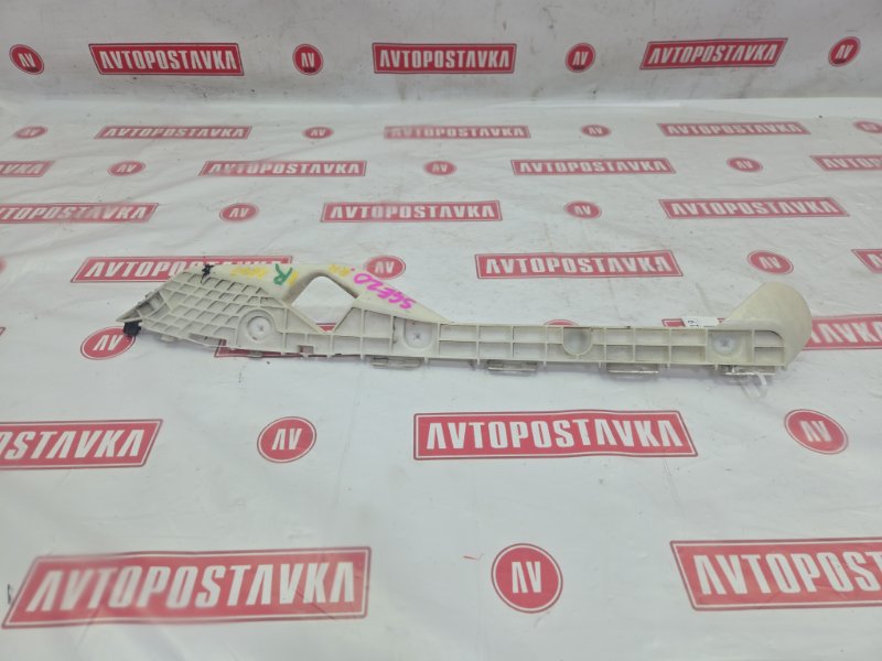 Клипса бампера, 1000 рублей, Красноярск