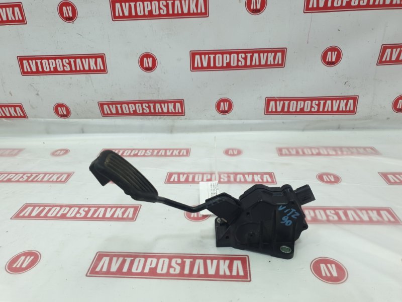 Педаль газа, 1000 рублей, Красноярск