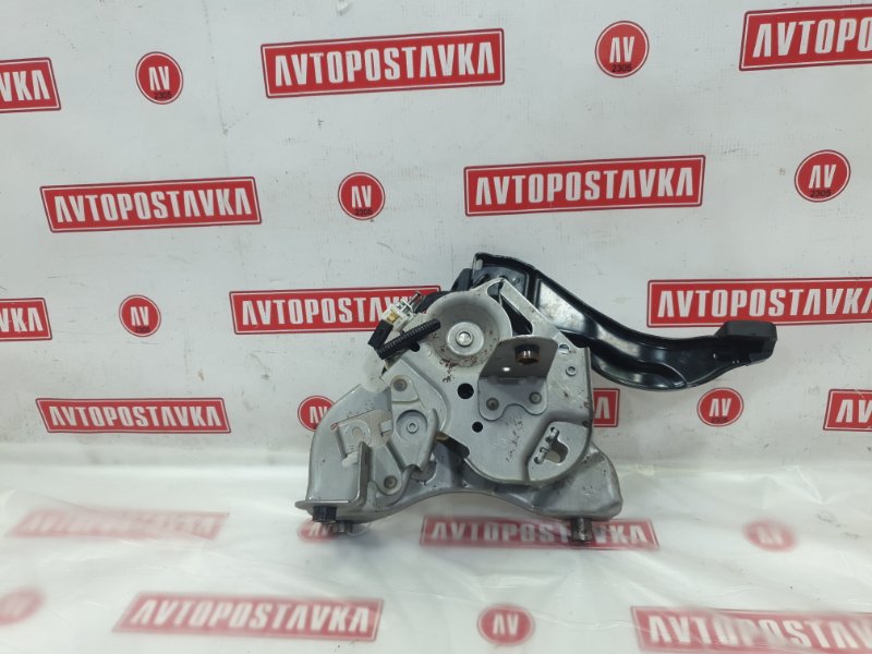 Педаль стояночного тормоза, 1000 рублей, Красноярск